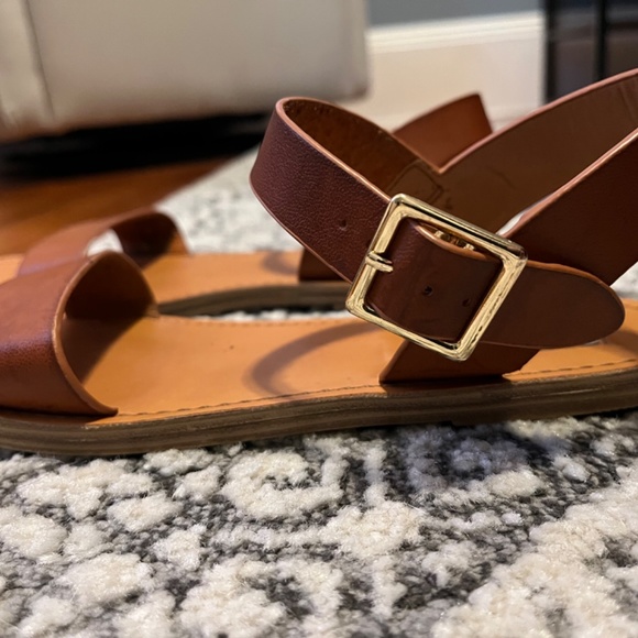 Steve Madden Sandals - Picture 6 of 8